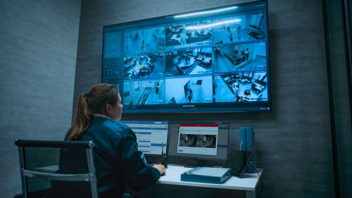 WHAT BENEFITS DOES THE AI-BASED REMOTE VIDEO SURVEILLANCE SYSTEM OFFER FOR INDUSTRIAL FACILITY OPERATORS?